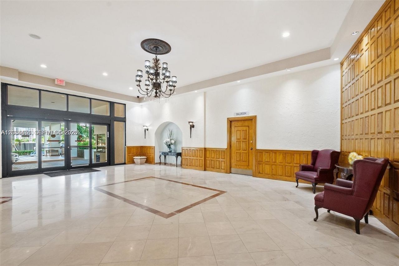 3725 S Ocean Dr, Unit 715, Hollywood, FL 33019 Photo
