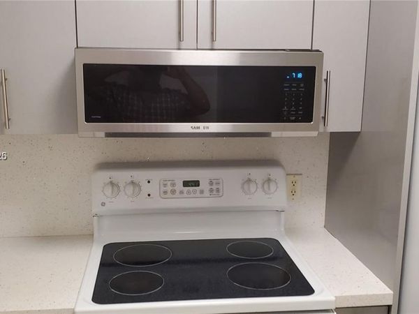 400 SW 134th Way , Unit 102F, Pembroke Pines, FL 33027