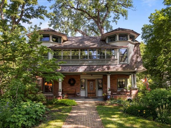 600 Central Avenue , Wilmette, IL 60091