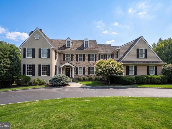 16 HARRISON DRIVE, NEWTOWN SQUARE, PA 19073