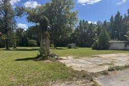 832 3rd Street photo 4