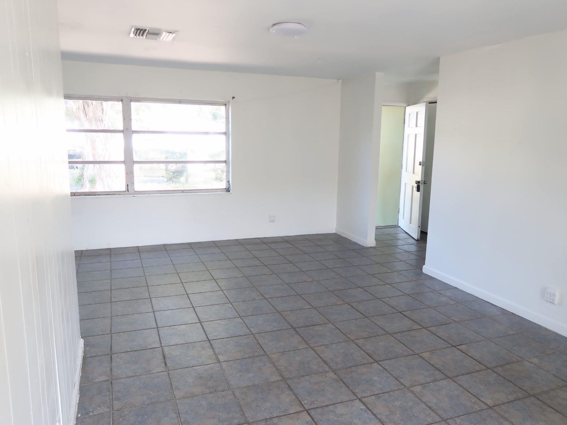 5308 Marcia Place, West Palm Beach, FL 33407 Photo