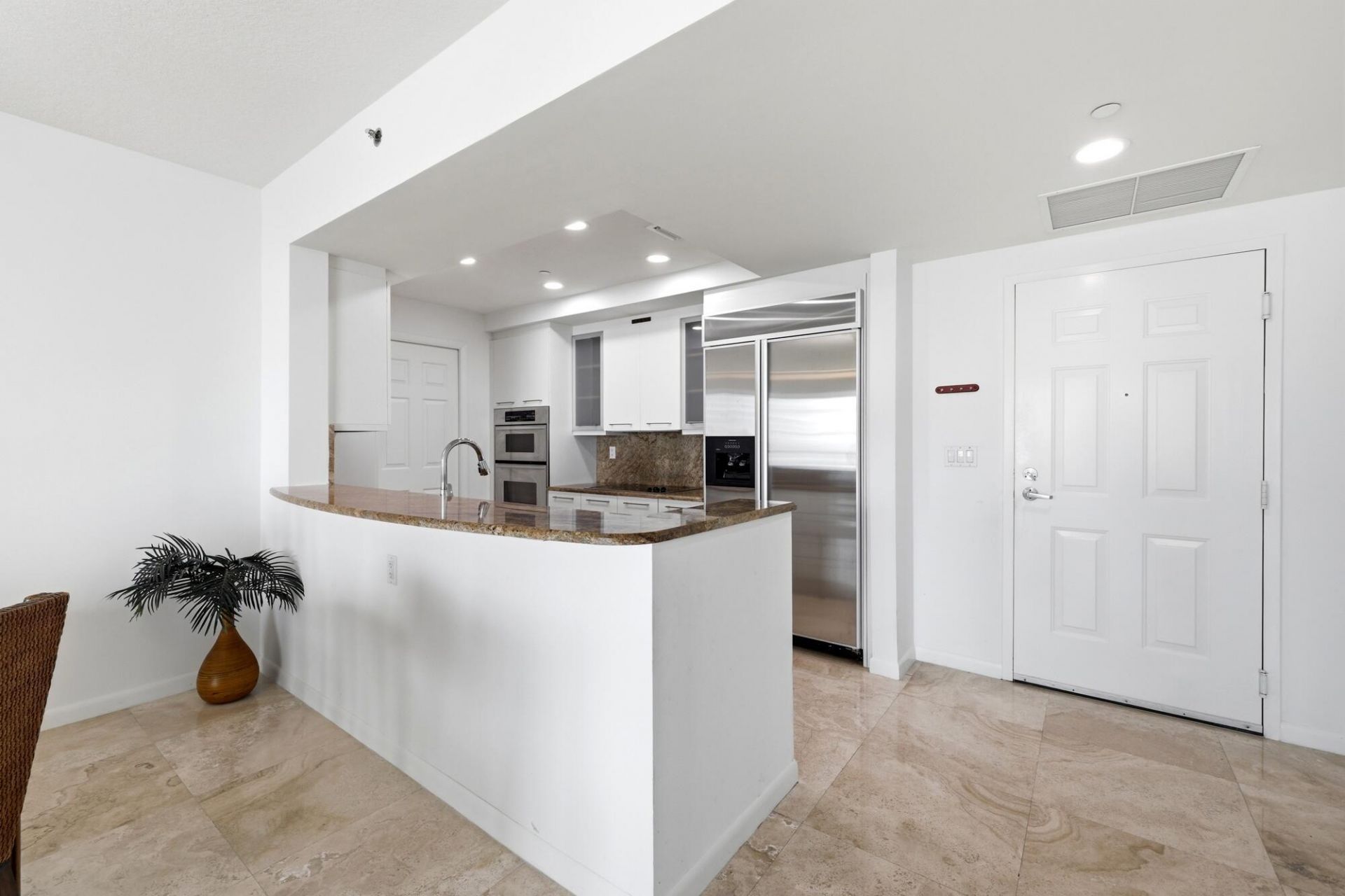 1819 SE 17th Street, Unit 703, Fort Lauderdale, FL 33316 Photo