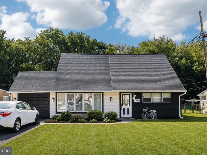 85 Kingwood Lane , Levittown, PA 19055 Main Photo