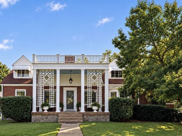 1310 Riverwood Dr , Nashville, TN 37216