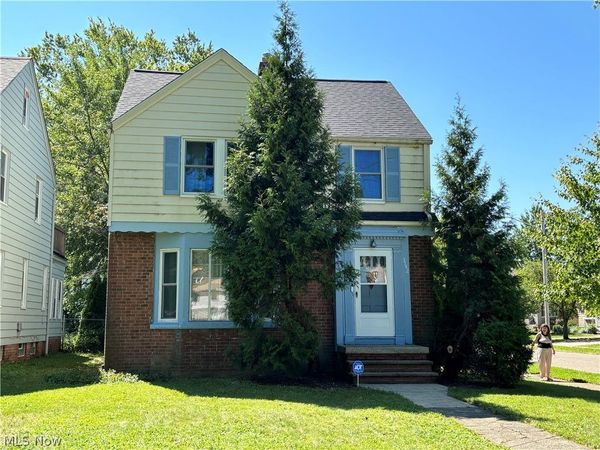 3742 Silsby Road , University Heights, OH 44118