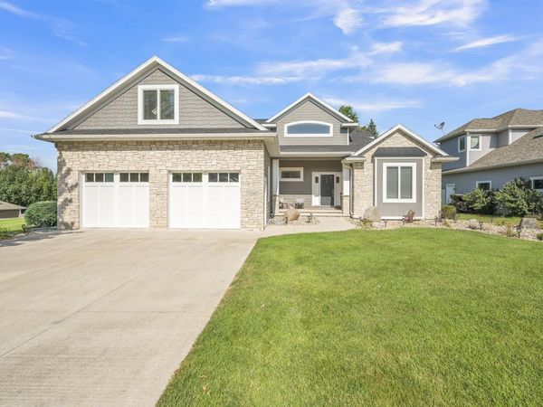 15595 Landings Avenue, Spirit Lake, IA 51360