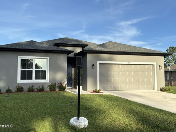 473 Tropicaire Avenue SW , Palm Bay, FL 32908