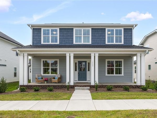 1640 Cross Village Avenue , Kernersville, NC 27284