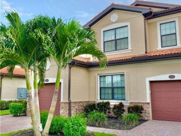 26181 Palace LN , Unit 201, BONITA SPRINGS, FL 34135