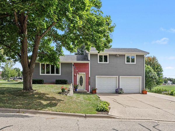 214 5th Avenue NE, Lonsdale, MN 55046