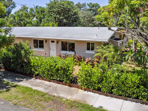 1621 SW 8TH Avenue, Unit 2, Fort Lauderdale, FL 33315