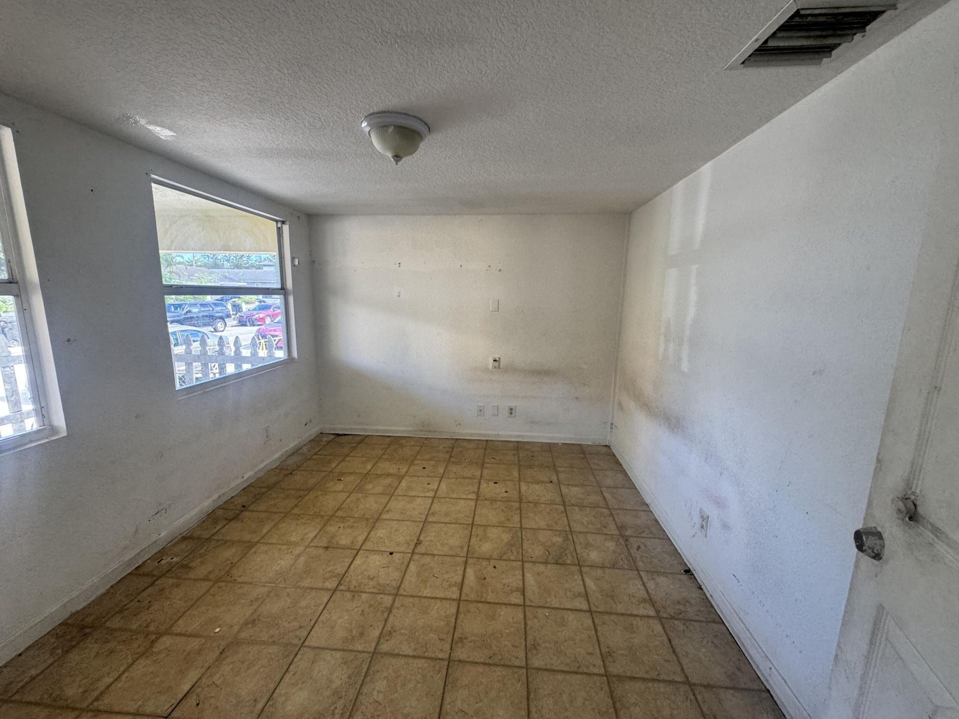11 S D Street, Lake Worth Beach, FL 33460 Photo