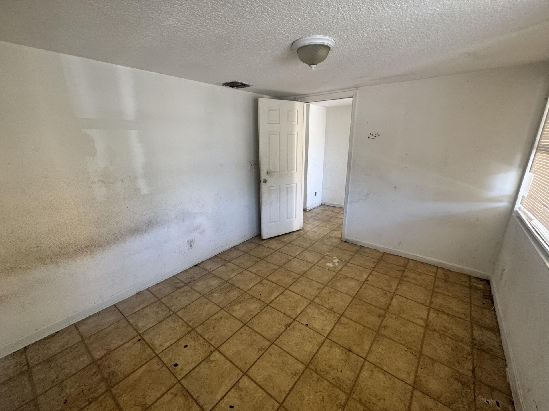 11 S D Street, Lake Worth Beach, FL 33460 Photo