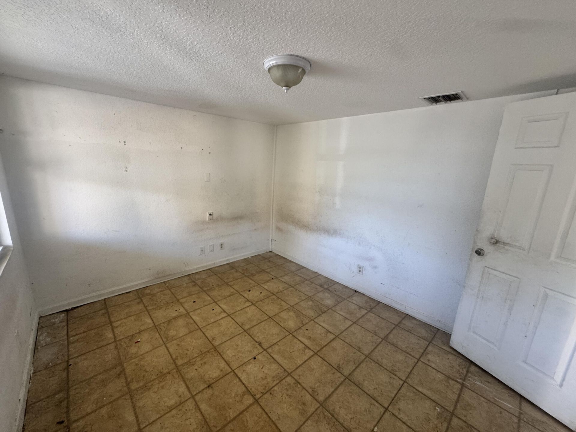 11 S D Street, Lake Worth Beach, FL 33460 Photo