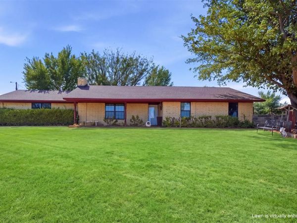 11287 N 1975 Road, Elk City, OK 73644