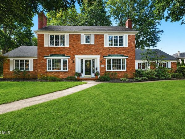 3220 Shakespeare Lane, Toledo, OH 43615