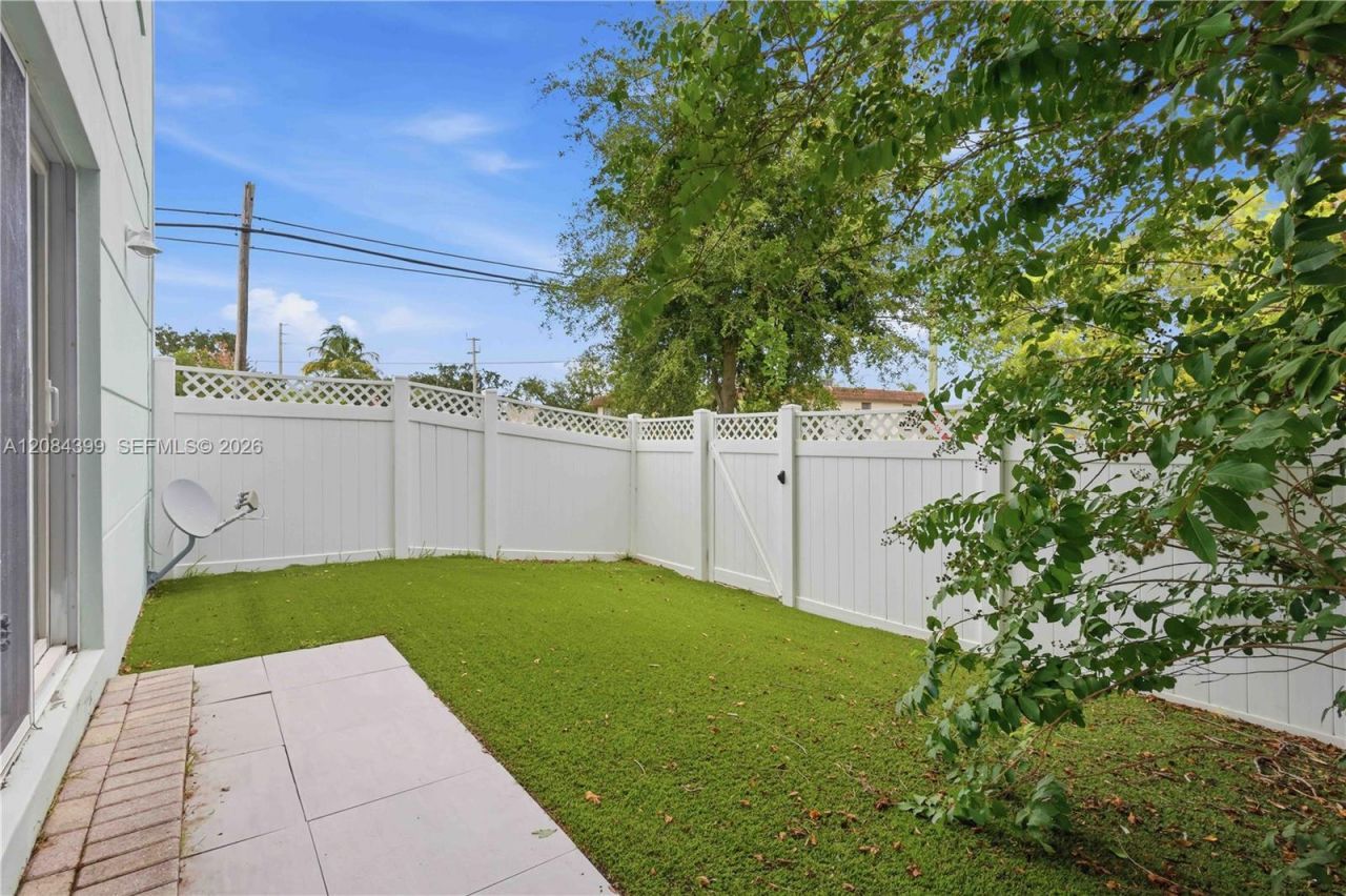 479 NE 1st St, Pompano Beach, FL 33060 Photo