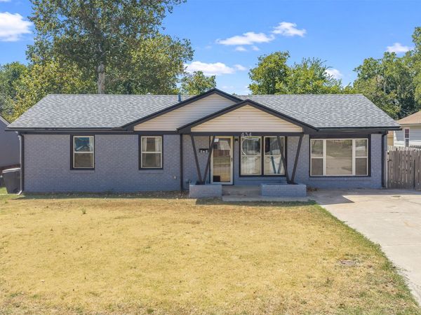 434 Locust Street , Ardmore, OK 73401