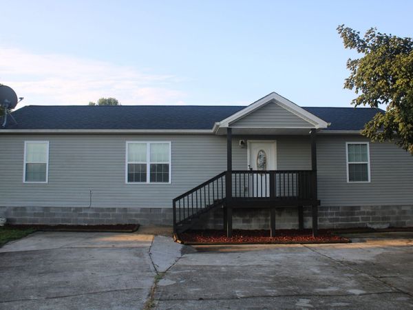 90 Allred Rd , Decherd, TN 37324