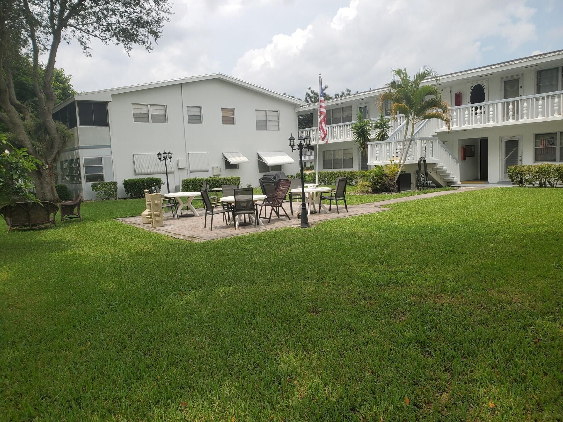 90 Andover D, West Palm Beach, FL 33417 Photo