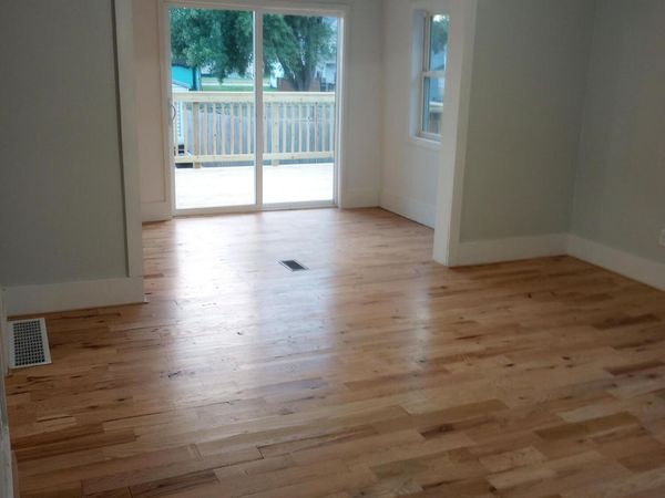 1812 NEW HAMPSHIRE, Muscatine, IA 52761
