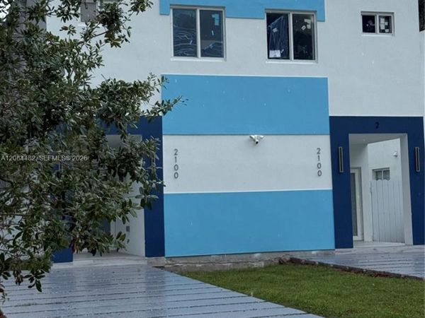 2100 NW 102nd St , Unit 2, Miami, FL 33147