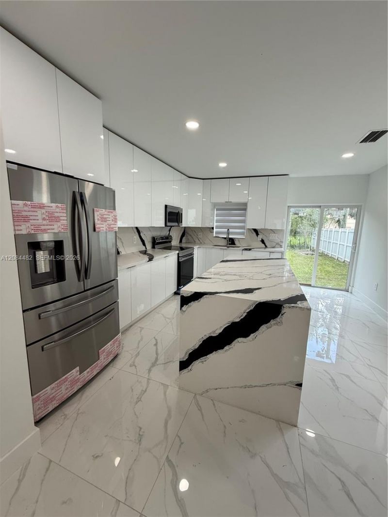 2100 NW 102nd St, Unit 2, Miami, FL 33147 Photo