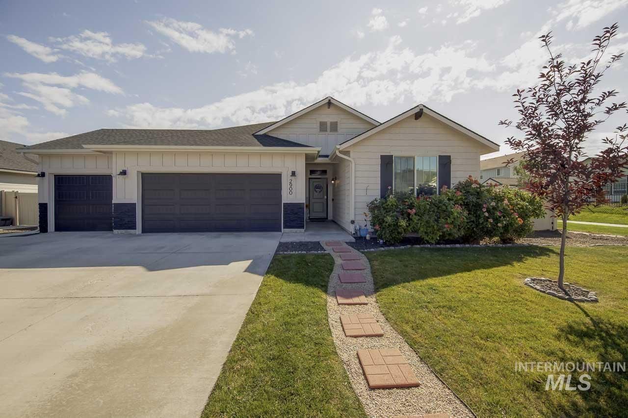 2900 N Sunset Farm Avenue, Kuna, ID 83634 Main Photo