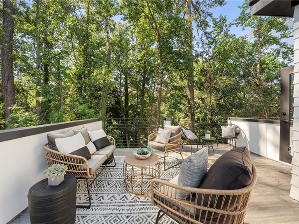 1169 Penny Lane, Atlanta, GA 30329