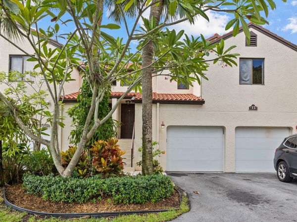 15 Via De Casas Sur, Unit 204, Boynton Beach, FL 33426