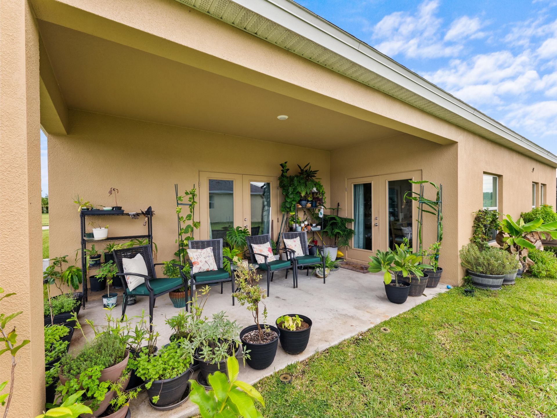 80 52nd Square, Vero Beach, FL 32968 Photo