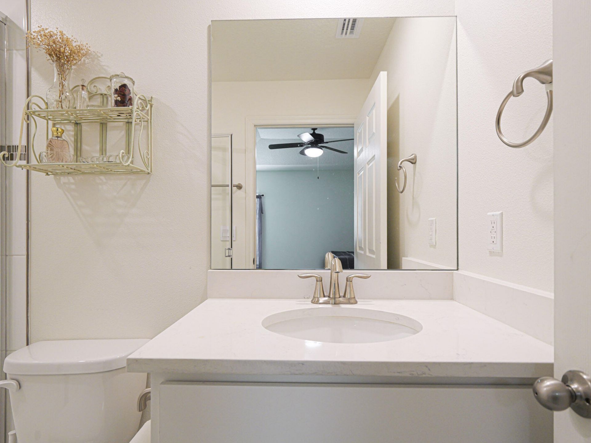 80 52nd Square, Vero Beach, FL 32968 Photo