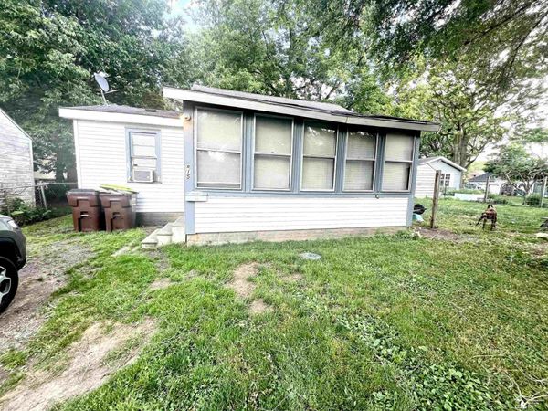815 hubble Street, Monroe, MI 00000