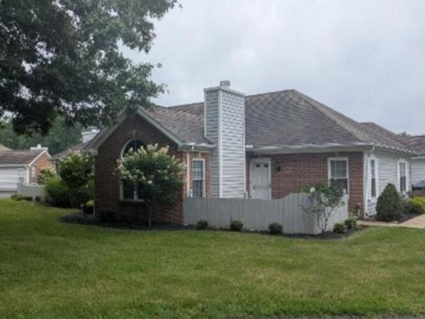 50 Stratford Green Drive , Canfield, OH 44406
