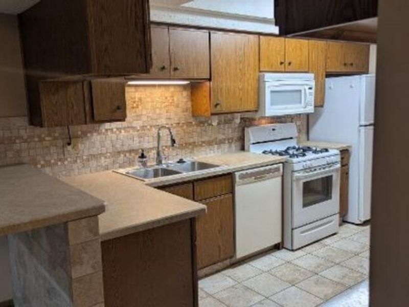 50 Stratford Green Drive, Unit 4, Canfield, OH 44406 Photo 14