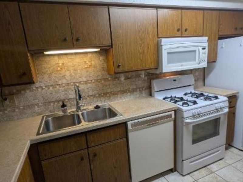 50 Stratford Green Drive, Unit 4, Canfield, OH 44406 Photo 17