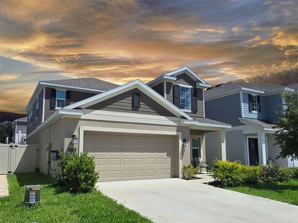 2739 GENTLE RAIN DRIVE, DAVENPORT, FL 33837