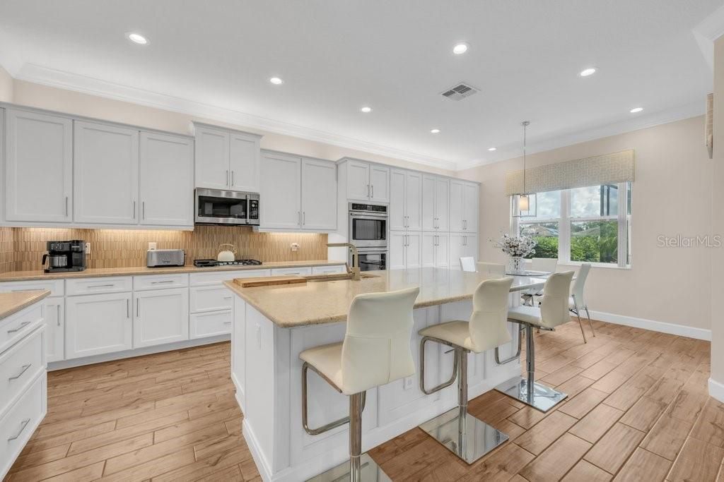 4906 Pamplona Court, Wimauma, FL 33598 Photo