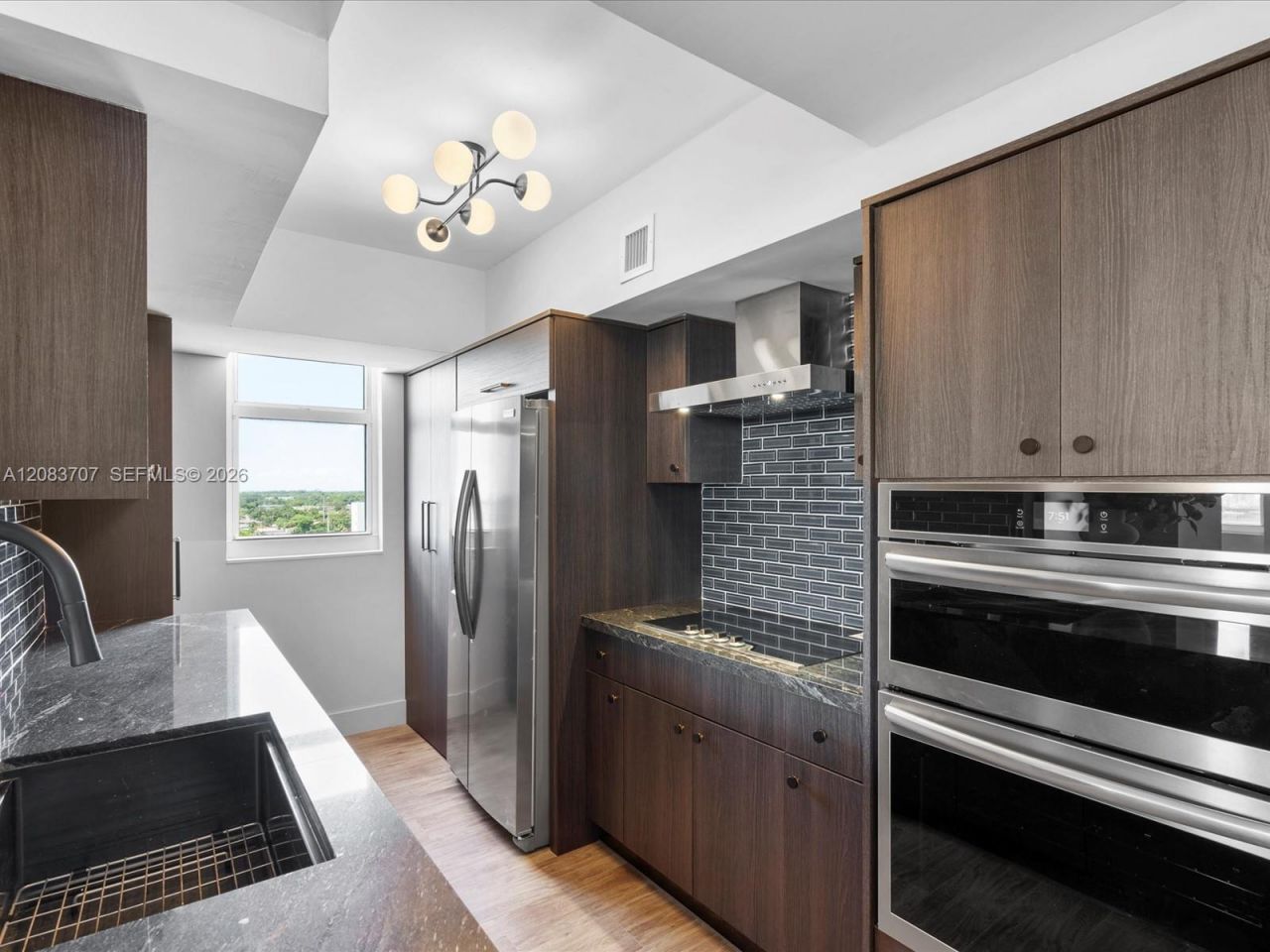 5077 NW 7th St, Unit 1117, Miami, FL 33126 Photo