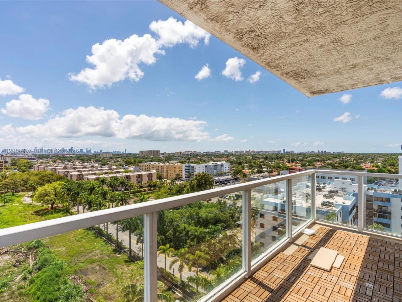 5077 NW 7th St, Unit 1117, Miami, FL 33126 Photo