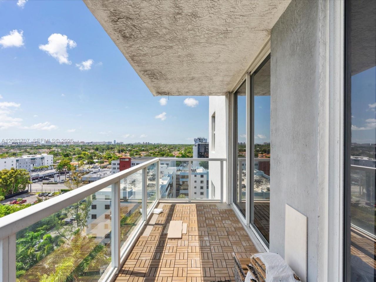 5077 NW 7th St, Unit 1117, Miami, FL 33126 Photo