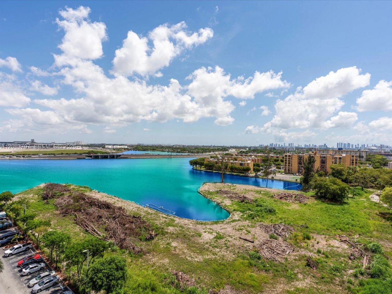 5077 NW 7th St, Unit 1117, Miami, FL 33126 Photo