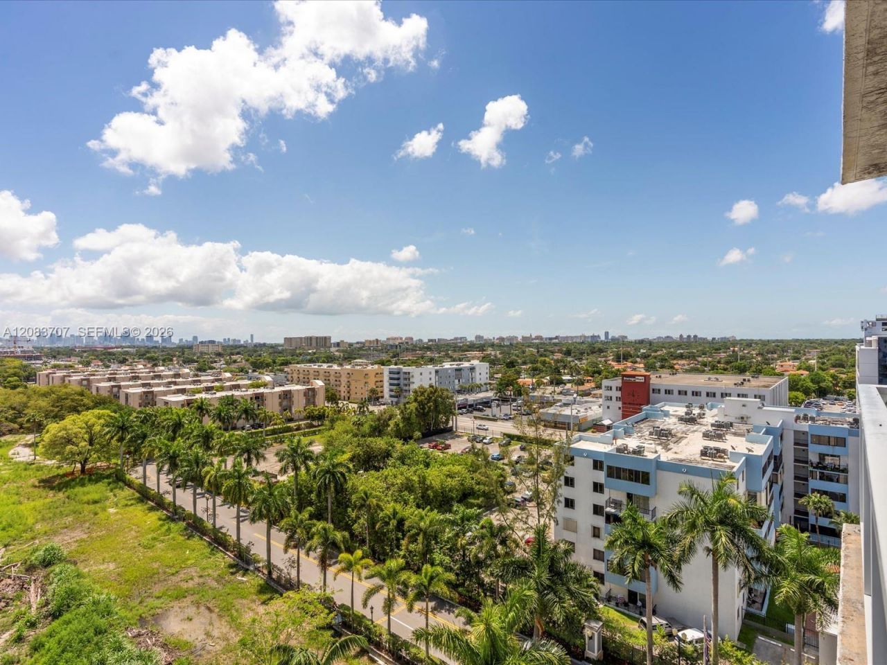 5077 NW 7th St, Unit 1117, Miami, FL 33126 Photo