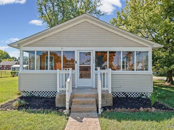 160 Miller Street , Sullivan, MO 63080