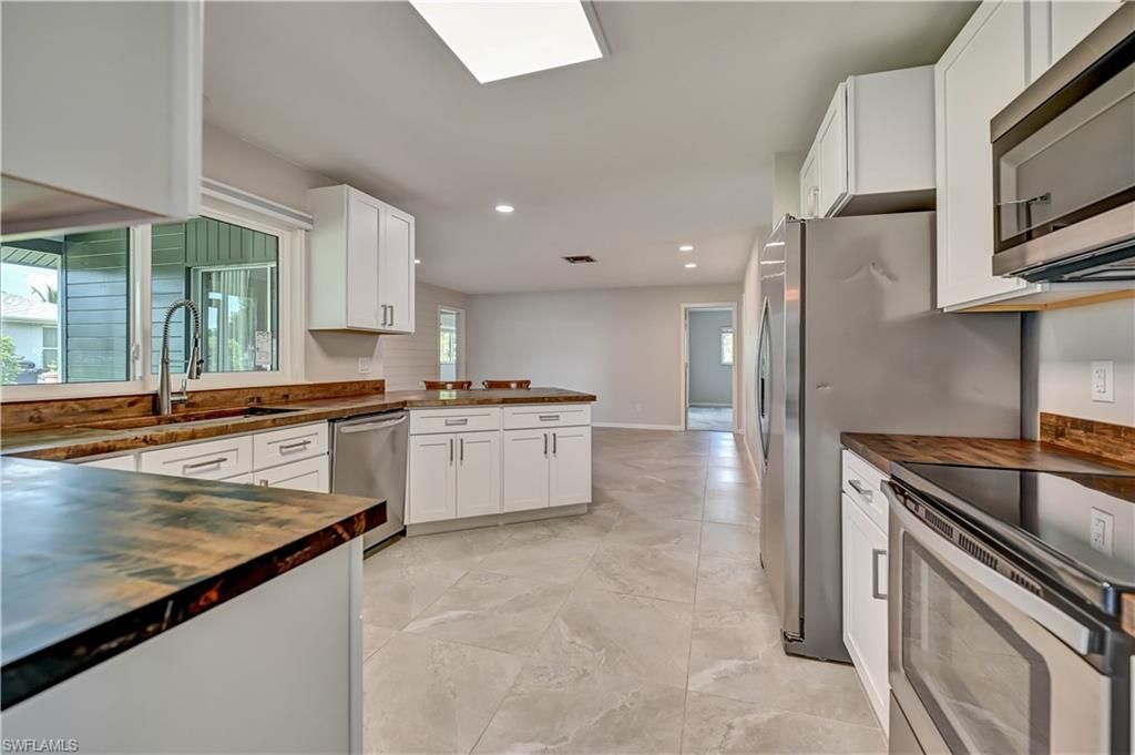 1482 N Larkwood Sq, Fort Myers, FL 33919 Photo