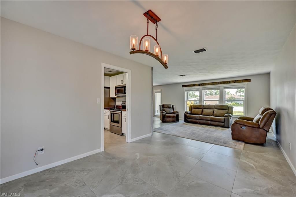 1482 N Larkwood Sq, Fort Myers, FL 33919 Photo