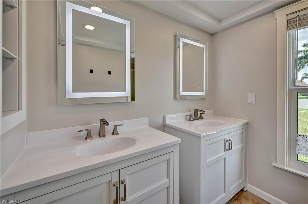1482 N Larkwood Sq, Fort Myers, FL 33919 Photo