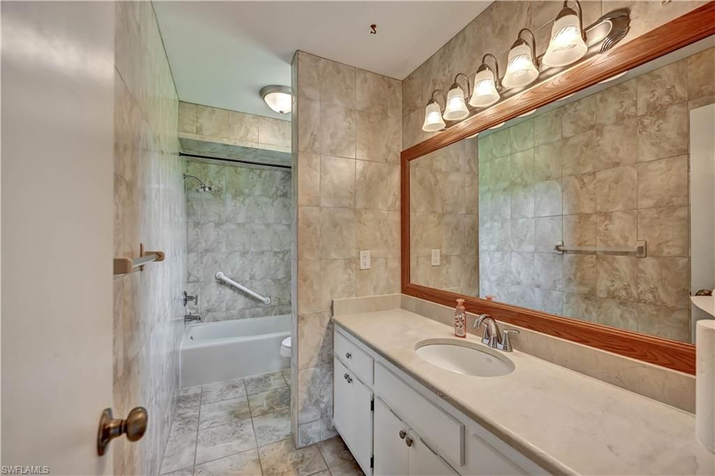 1482 N Larkwood Sq, Fort Myers, FL 33919 Photo