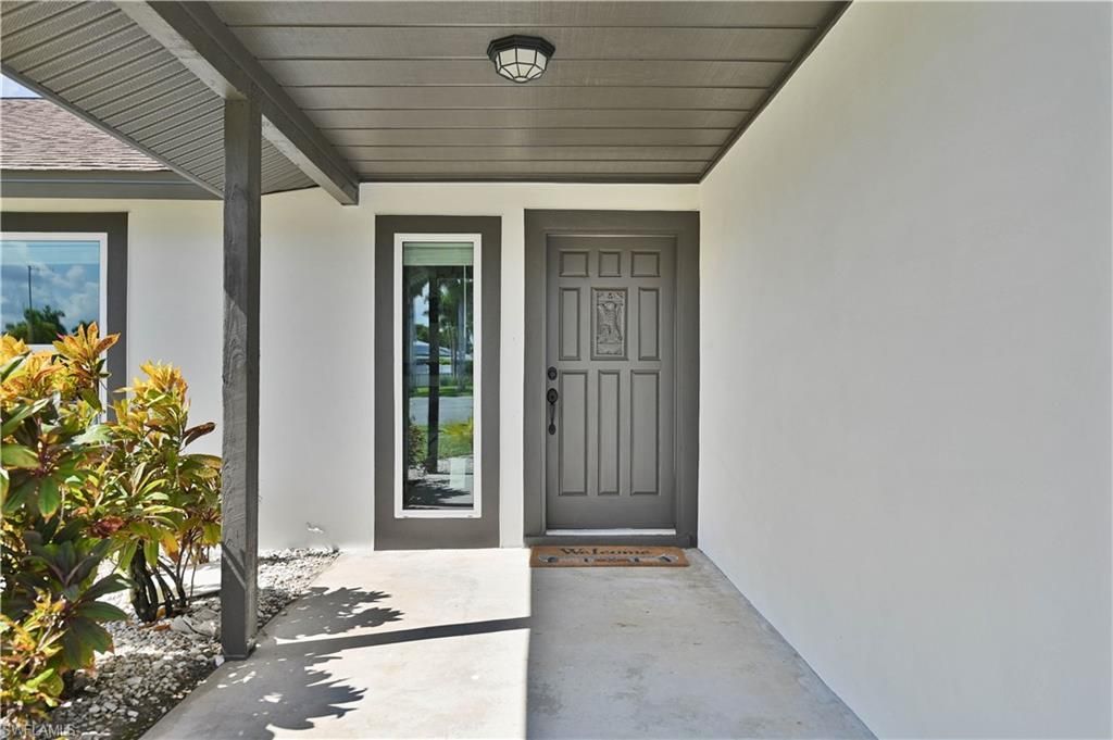 1482 N Larkwood Sq, Fort Myers, FL 33919 Photo